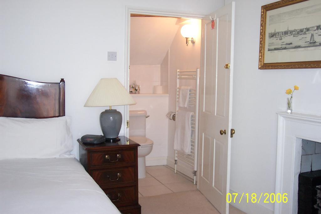 Rounceval House Hotel Chipping Sodbury Ngoại thất bức ảnh